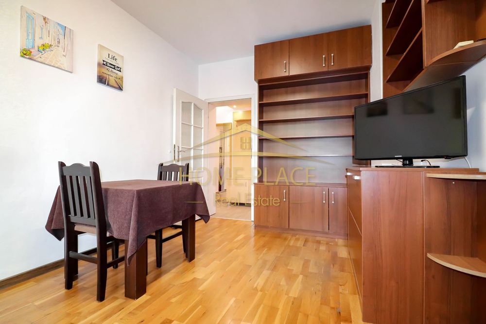 Дава се под наем Тристаен апартамент в Варна, Център - 80 кв.м за 612 € - Снимка #4