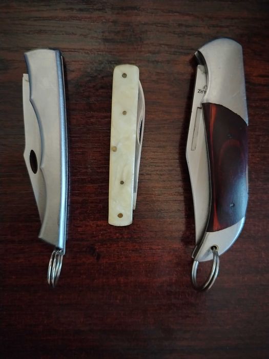 Много запазени ножове и ножки