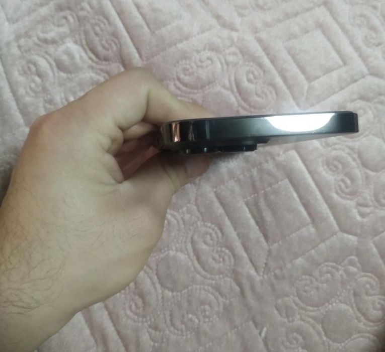 Iphone 14 pro max 256 GB black srochna sotiladi