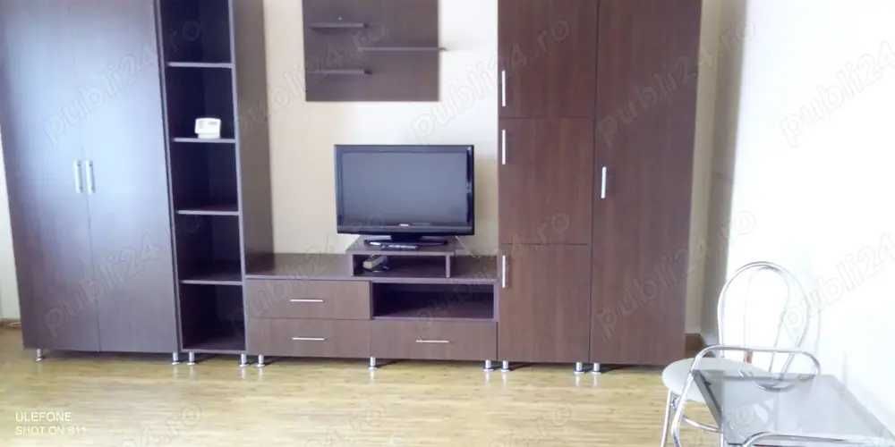 Inchiriez apartament cu 2 camere decomandat in zona Stadion Lugoj