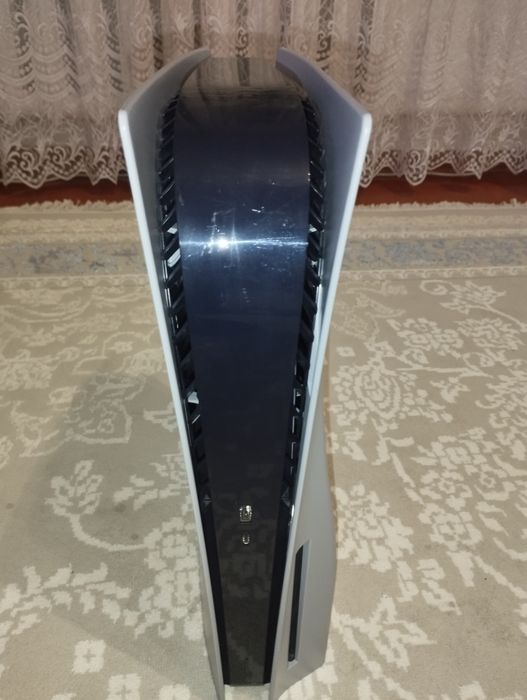 Продам Sony playstation 5