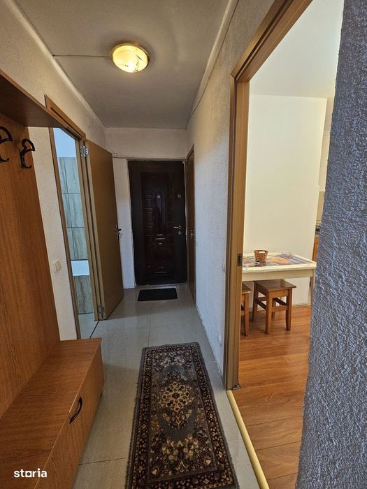 Garsonieră de închiriat, in centru Otopeni, spatioasa cu balcon