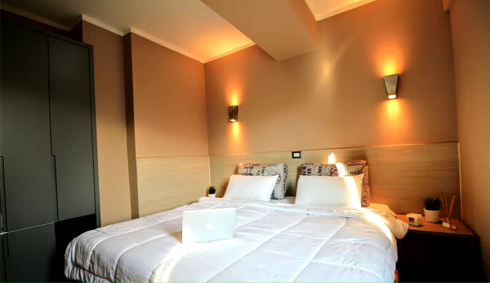 Дава се под наем Двустаен апартамент в София, Изток - 75 кв.м за 510 € - Снимка #2