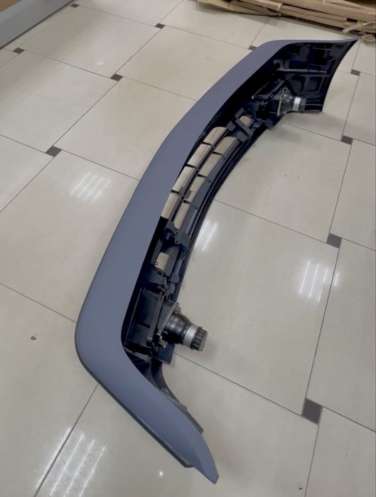 БМВ Е34 передний бампер Мтех в сборе с туманками