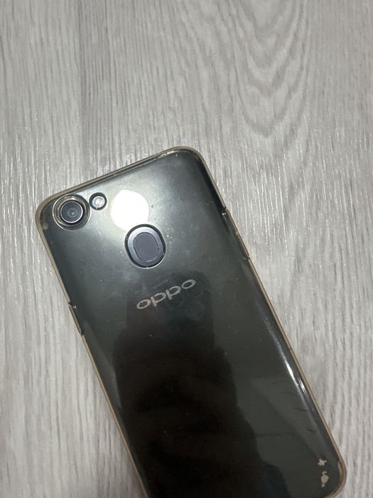 Оппо  в хорошом состаяние