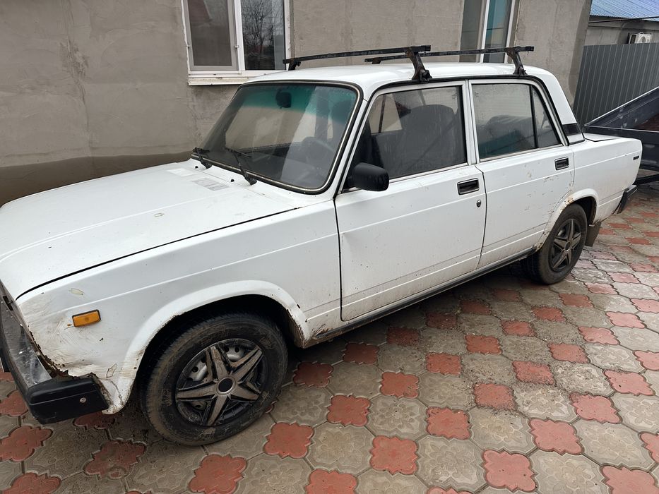 Продам ваз 2107