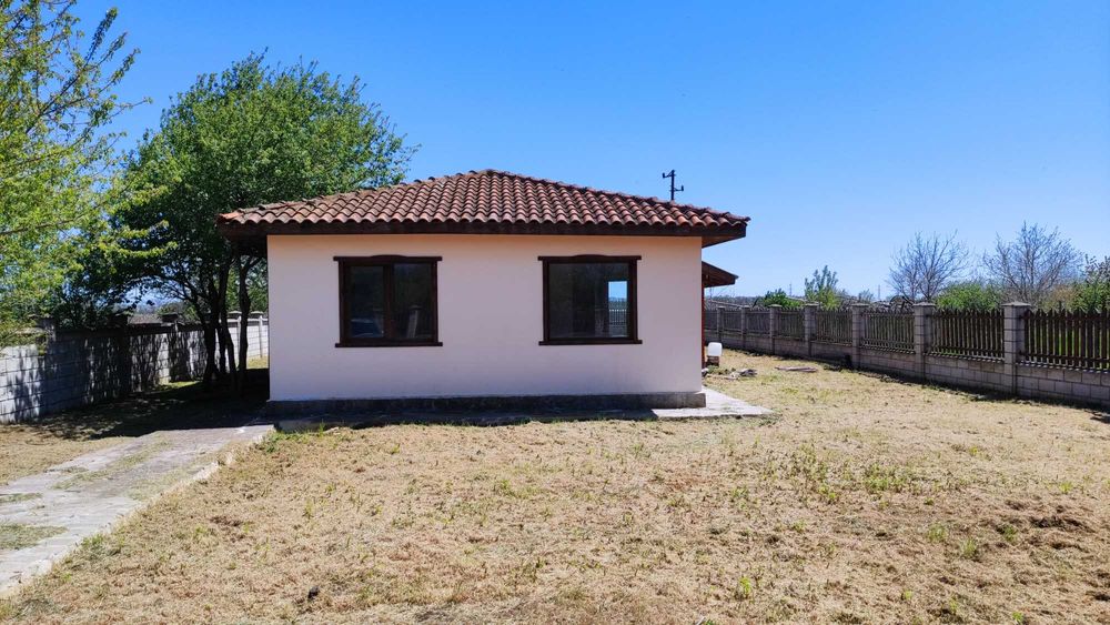 Продава се Къща в с. Селце, Област Добрич - 130 кв.м за 373 €/кв.м - Снимка #2