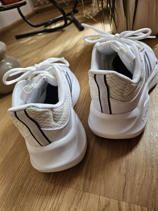 Маратонки Adidas AlphaEdge+
