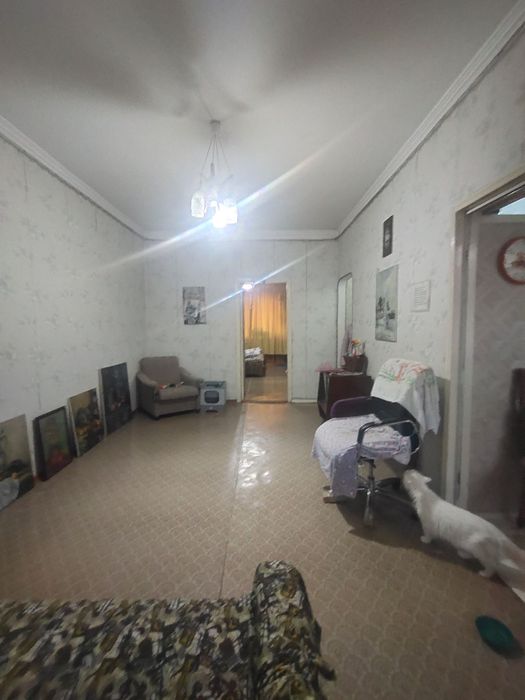 Ялангач Институт Культуры. 2 комнатная квартира продаётся.