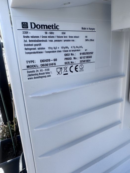 Frigidere profesionale 12 & 220 v