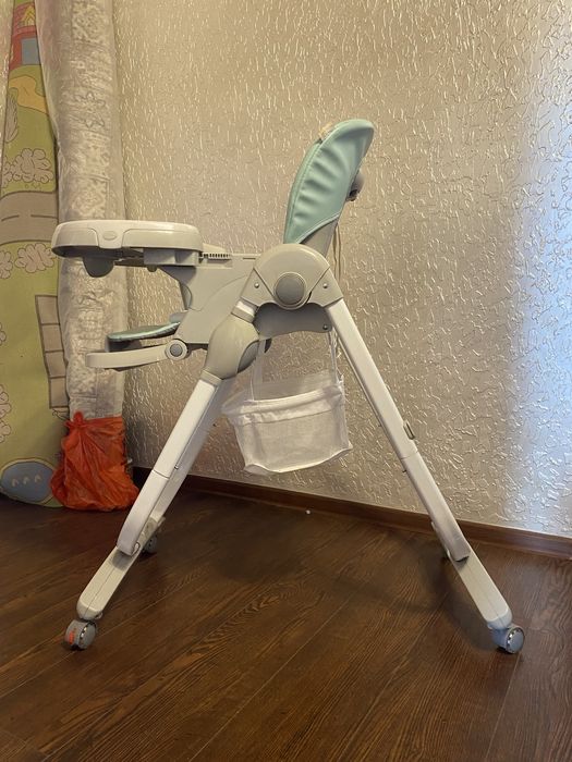 СРОЧНО!Продам детский стол для кормления