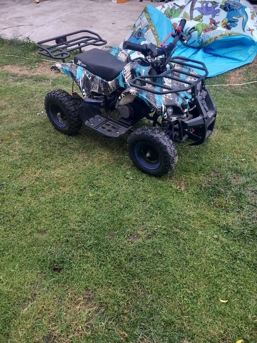 Vand  ATV pentru copii.
