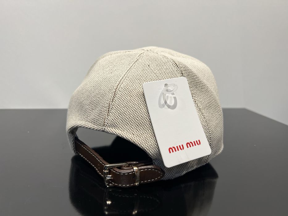 Дамска шапка Miu Miu