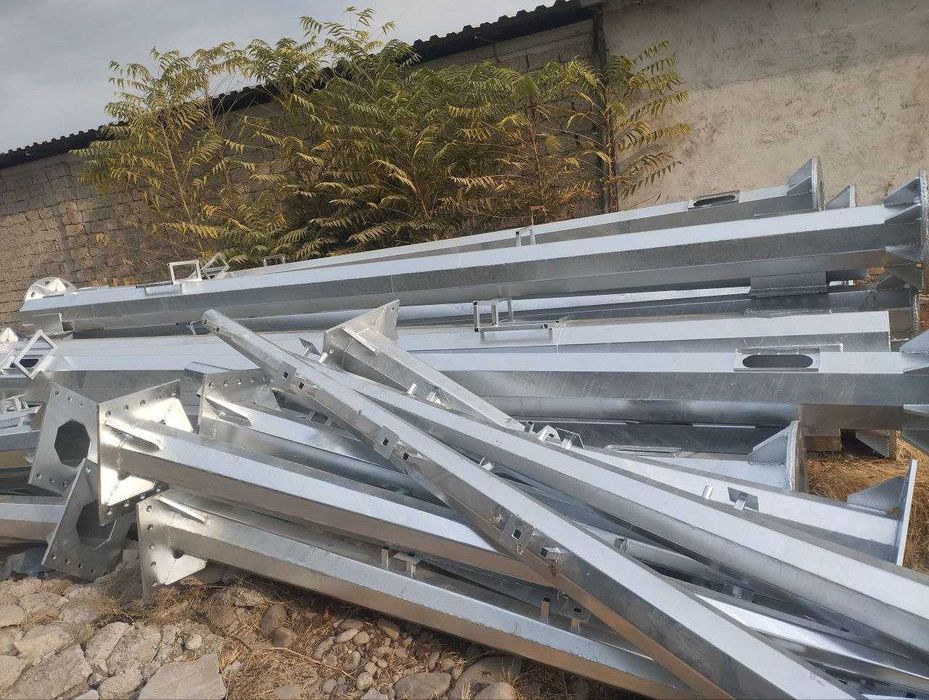 Металлические столбы