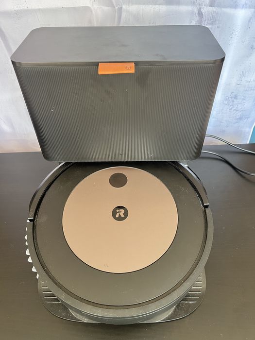 Прахосмукачка робот с моп iRobot Combo j5+