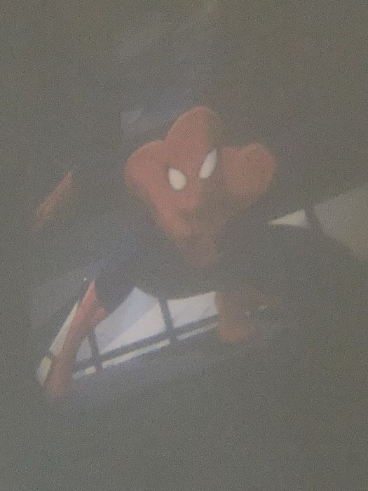 Нощна лампа Спайдърмен с 24 различни изображения на Спайдърмен.