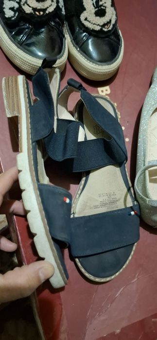 Продам обуви на девочку. Бренд ЗАРА.