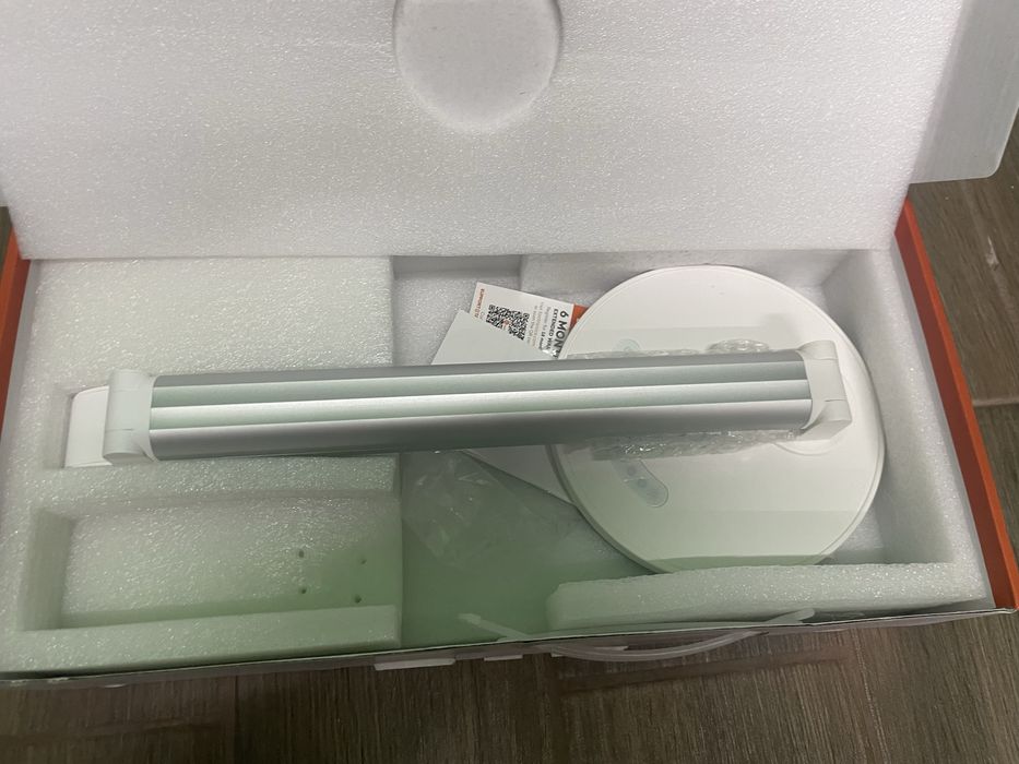 Чисто нова лед лампа