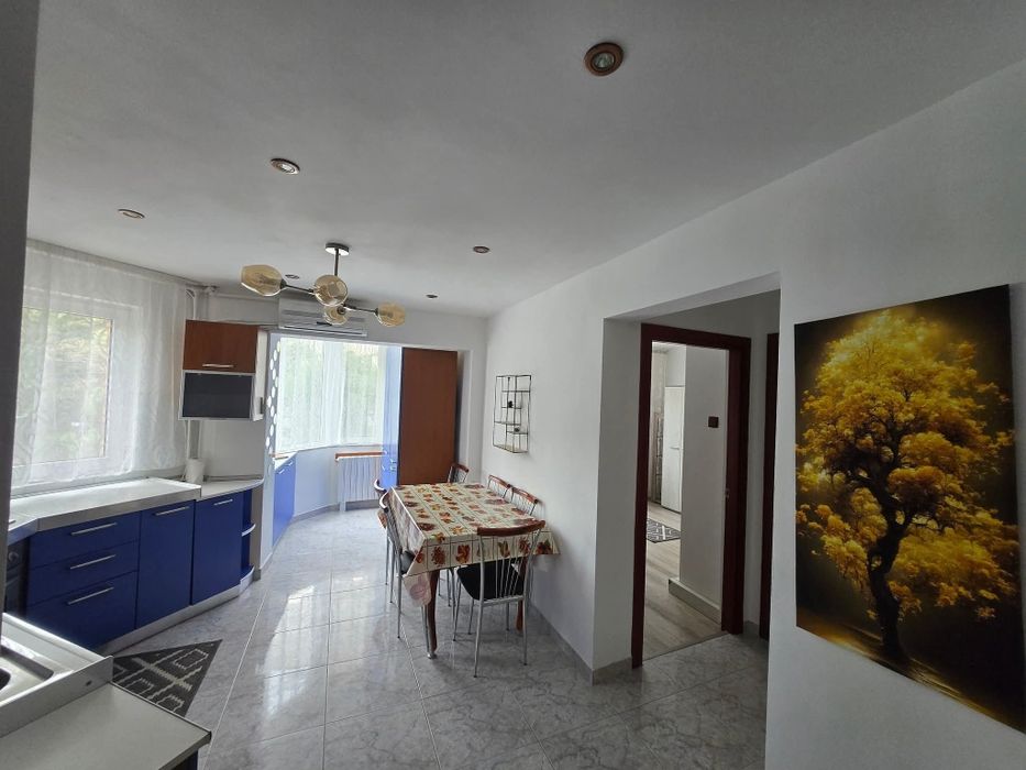 Dau în chirie apartament