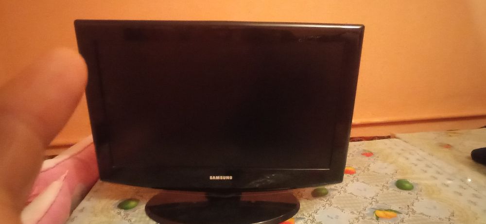 Самсунг 32 led телевизор сотилади