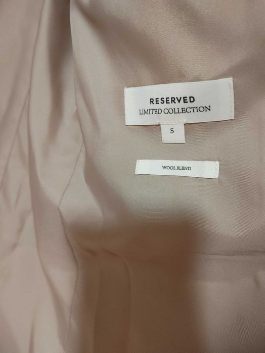 Красиво сако мъниста