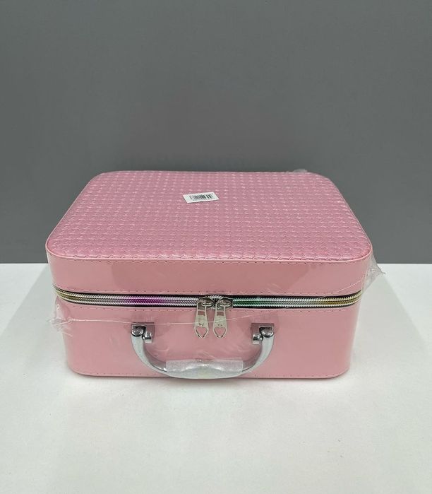 Косметички Victoria Secret