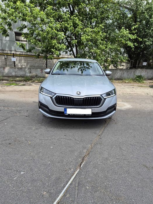 De vanzare Skoda Octavia 1.0 benzina 116 cp, an 2022
