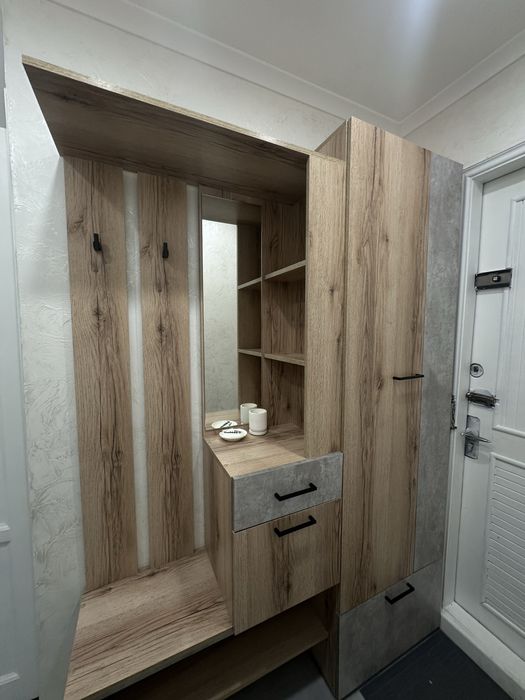 Шкаф для прихожей