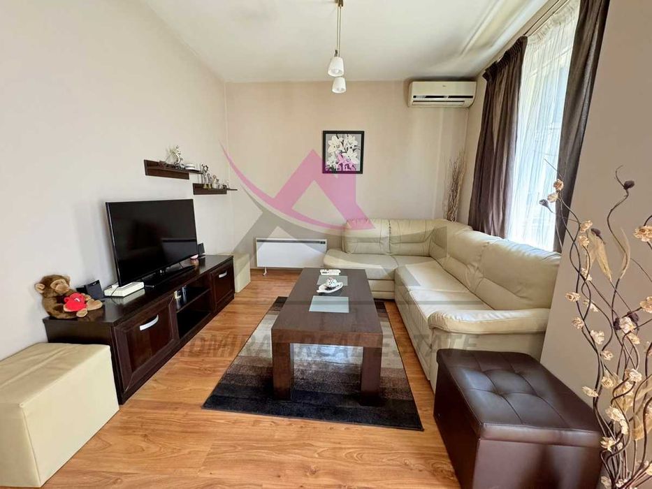 Дава се под наем Двустаен апартамент в Варна, Колхозен пазар - 70 кв.м за 500 € - Снимка #1