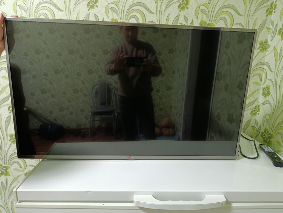 Продам телевизор смарт