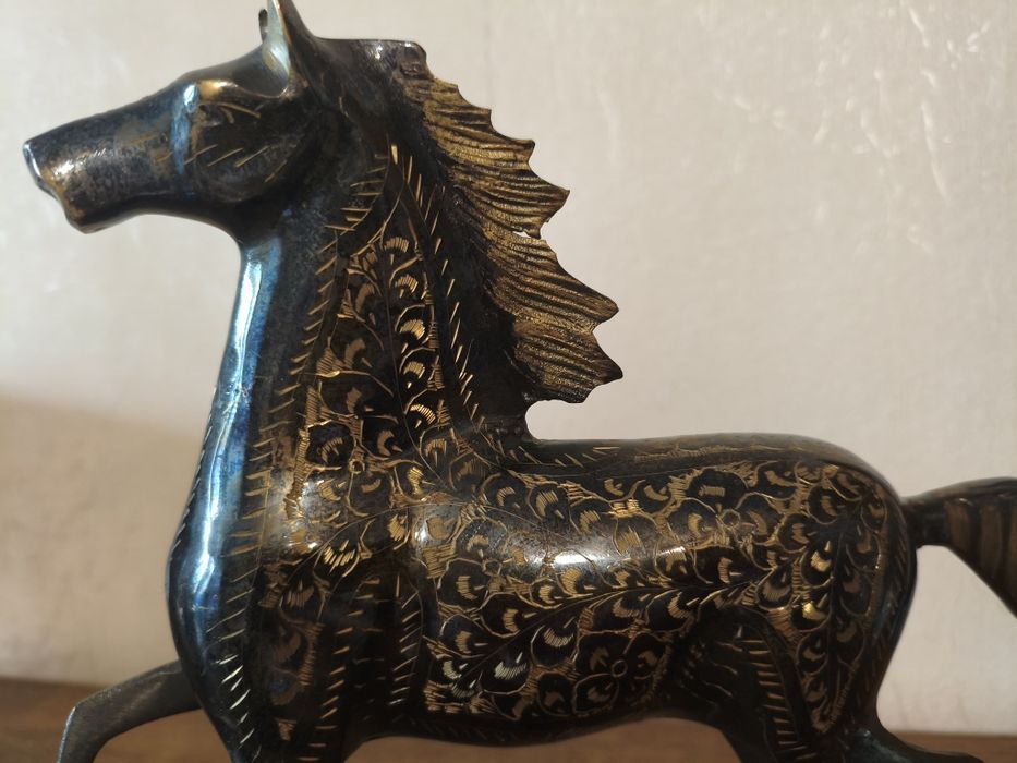 Конь винтаж бронза 23см