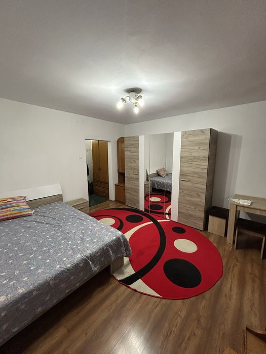 Inchiriez garsoniera in tatarsi