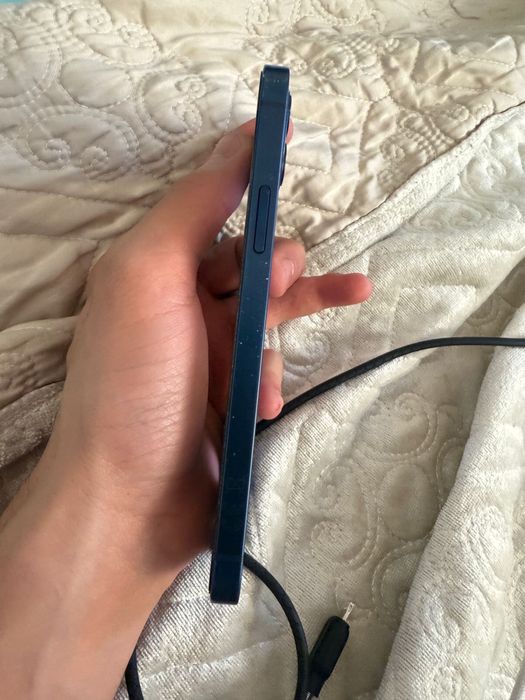 Айфон 12  минус жок