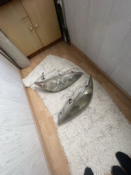 Фары камри 35 в хорошем сост