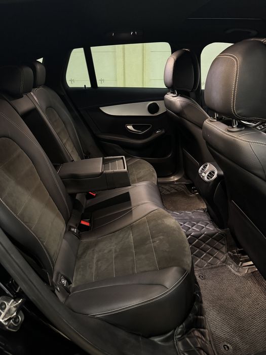 Mercedes Benz EQC 350 (4MATIC) Электромобиль