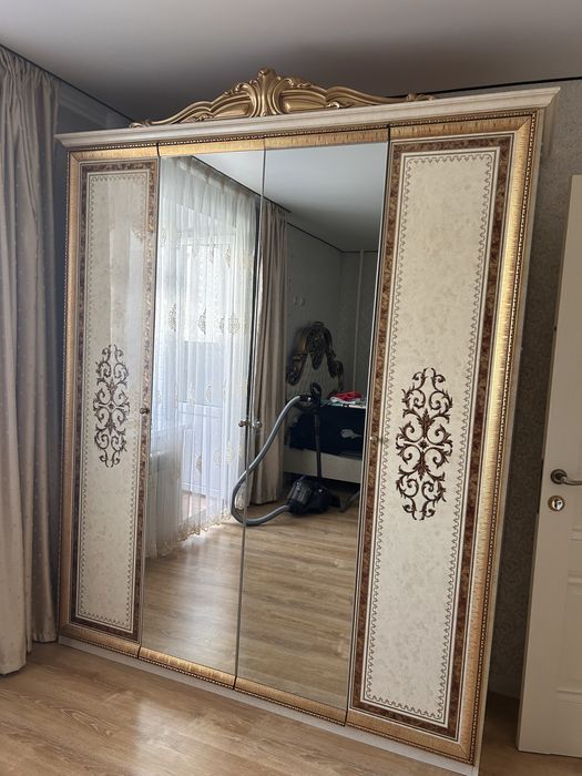 Шкаф для одежды