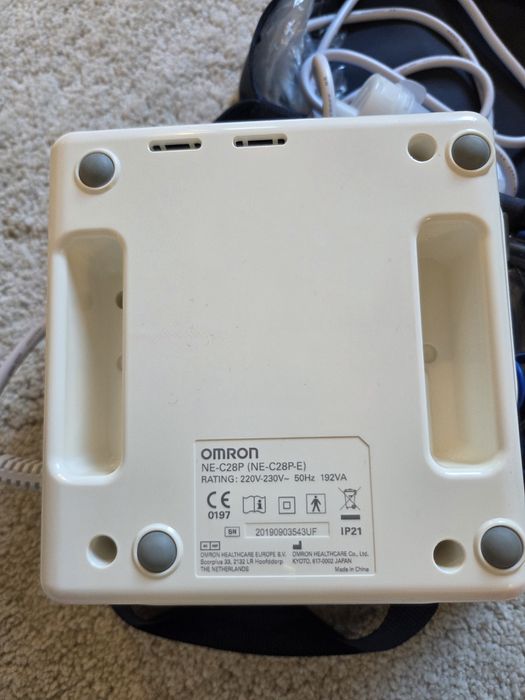 Aparat aerosoli nebulizator Omron