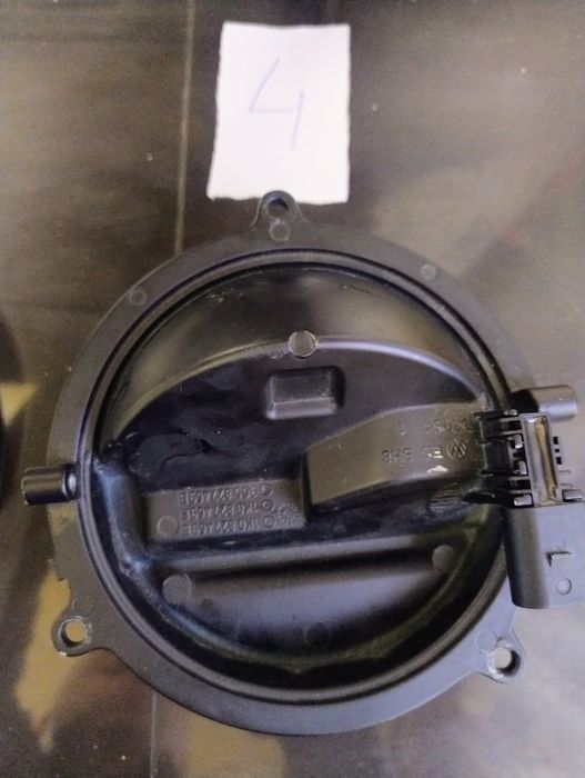 Embleme fata, spate VW