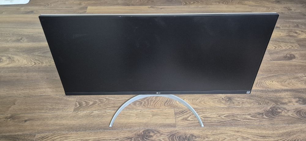 LG UltraWide 34WQ650-W