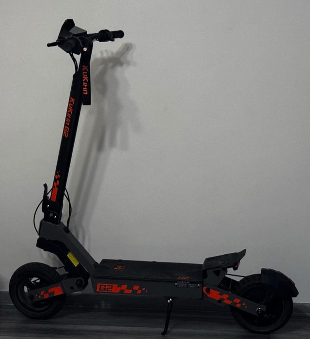 Trotineta kukirin g2