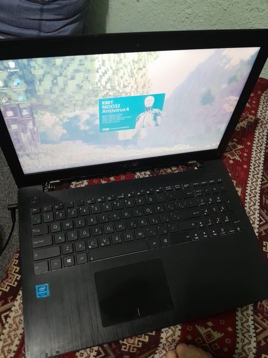 Продам срочно ноутбук