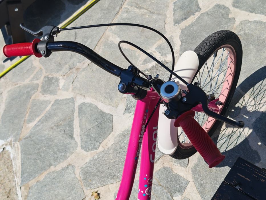 Bicicleta pt fete 7-11ani