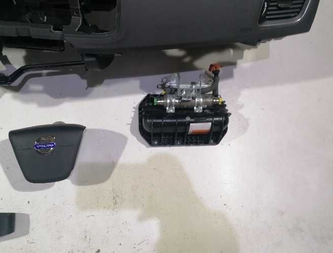 Volvo V60 S60 kit airbag - set centuri - plansa de bord