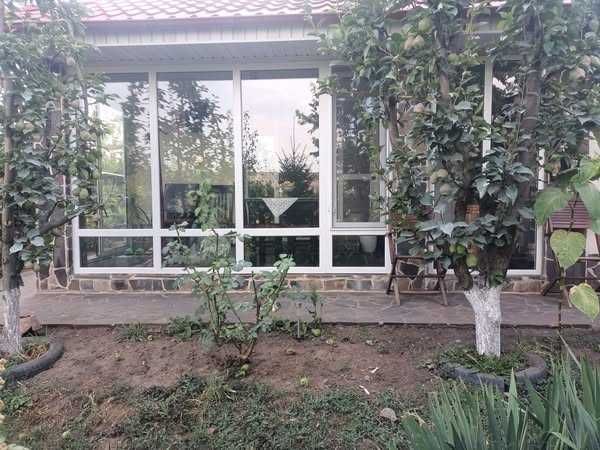 Vand casa cu 2200m teren in jud Galati com Rediu