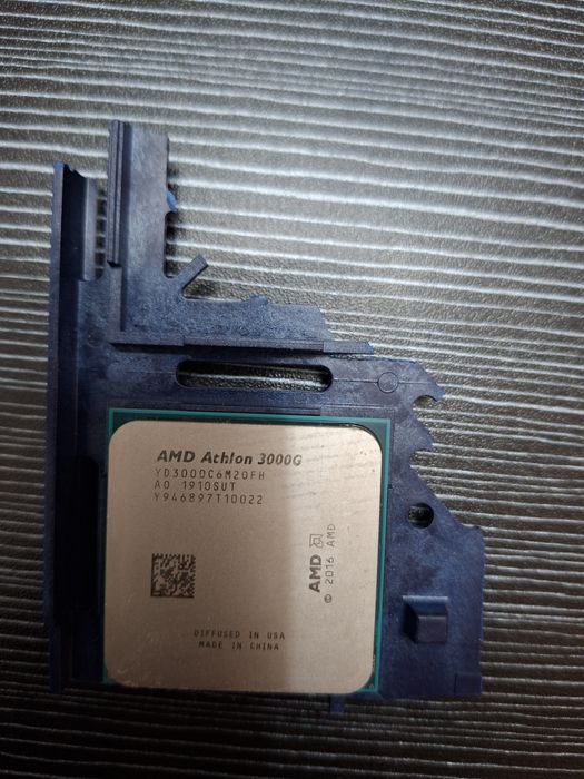 Процессор AMD Athlon 3000G OEM