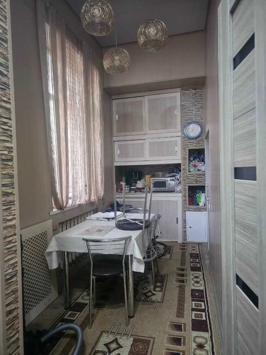 Продается 4 ком квартира на массиве Куйлюк 3 - 1 этаж, все остается