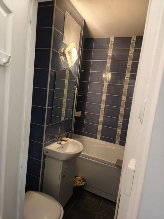 Închiriez apartament 2 camere