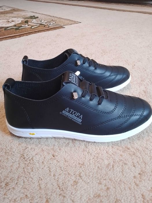 Кроссовки кроссовки