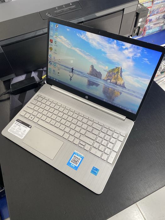 HP Laptop в идеальном состоянии