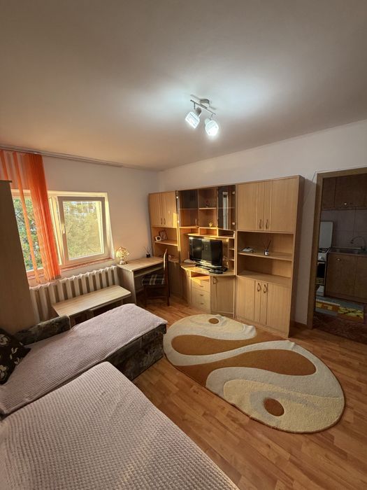 Închiriez apartament 1 camera-Capat 1 Botosani
